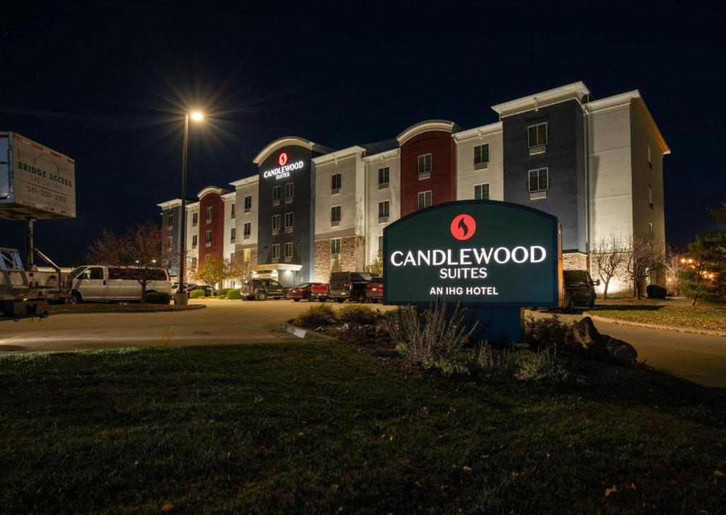 Candlewood Suites Saint Joseph By Ihg Extérieur photo