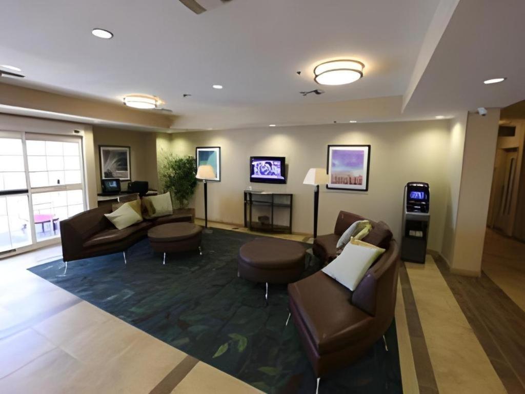 Candlewood Suites Saint Joseph By Ihg Extérieur photo
