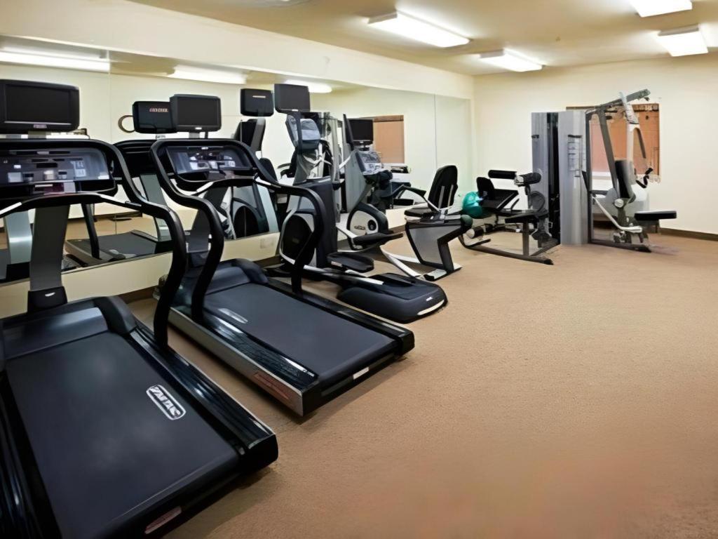 Candlewood Suites Saint Joseph By Ihg Extérieur photo